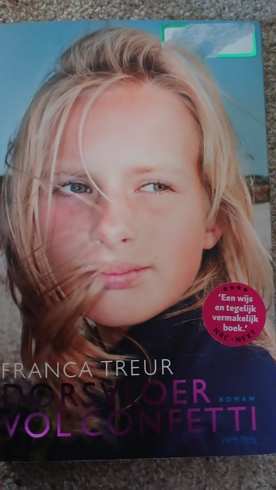 Franca Treur - Dorsvloer vol confetti, Ophalen of Verzenden, Zo goed als nieuw, Franca Treur