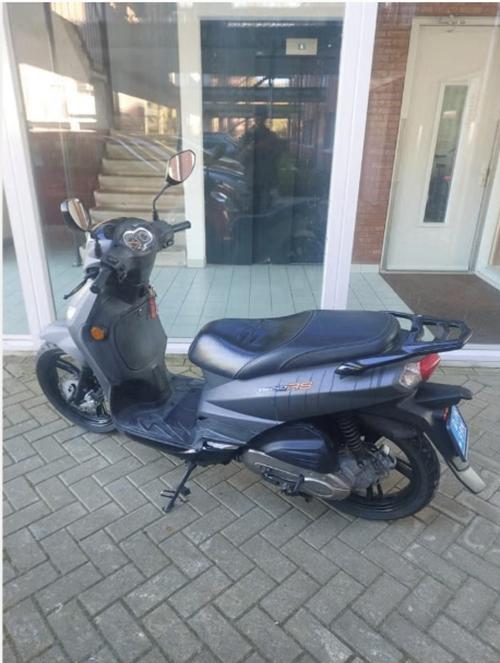 Peugeot Tweet Snorscooter 2017 – 17.800 km – Zeer netjes, Ophalen, Gebruikt, Benzine, Peugeot