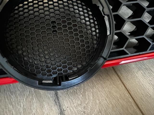 GTI Look Sport Grill met Rode Bies Geschikt voor VW Polo 6R, Auto diversen, Tuning en Styling, Verzenden, Automotive Parts, A.parts@hotmail.nl