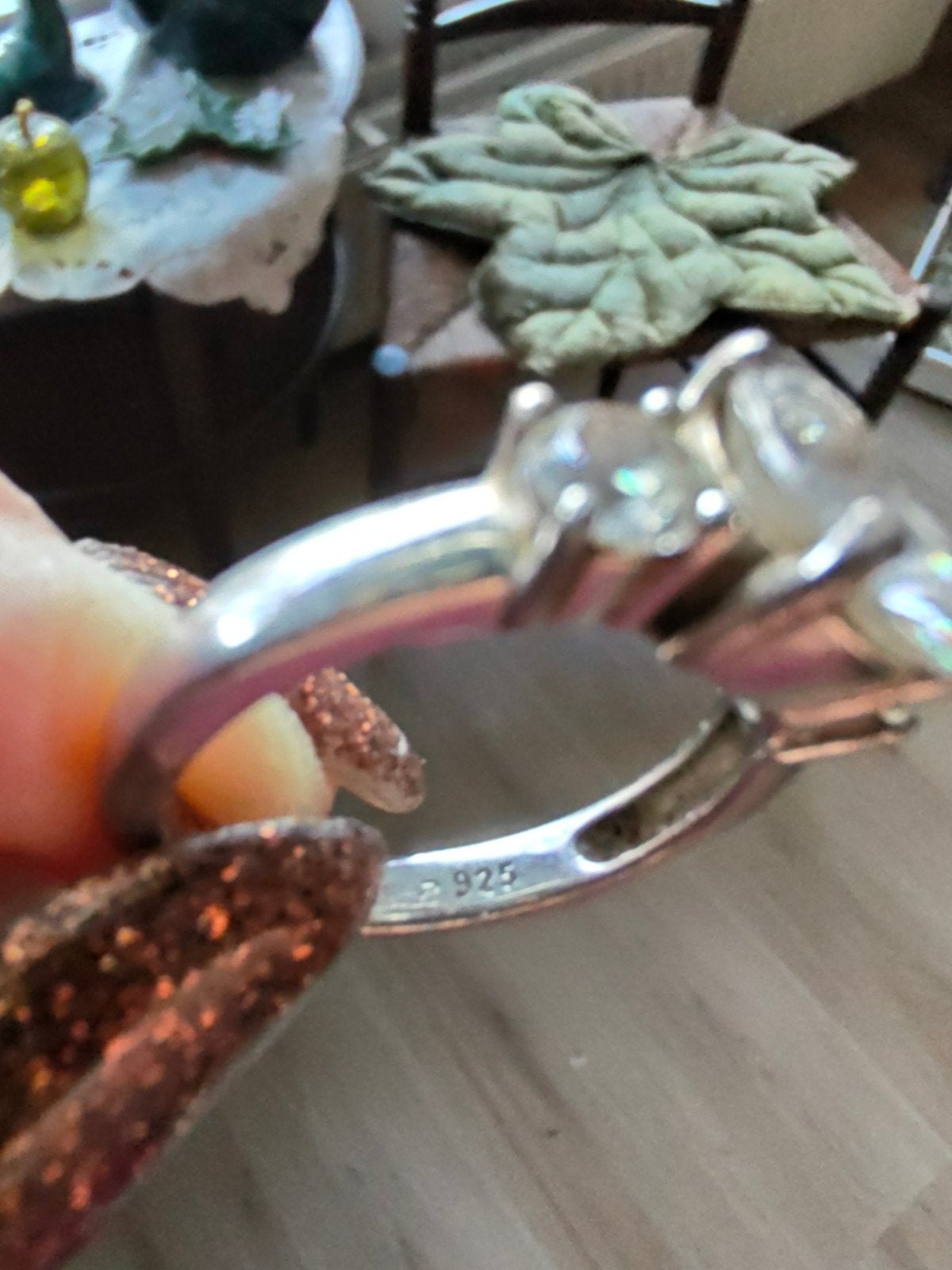 Zilveren ring met zirkonia stenen - Maat 17, Sieraden, Tassen en Uiterlijk, Met kristal, Ophalen of Verzenden, Zo goed als nieuw