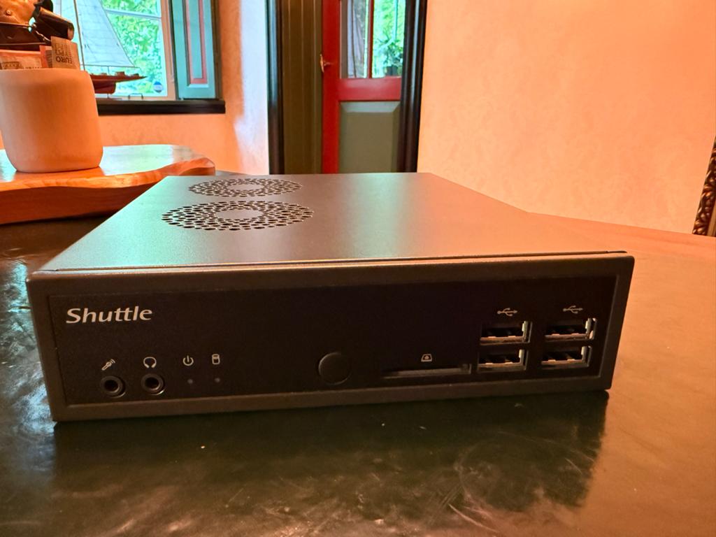Shuttle Mini PC - perfect voor Home Assistant smart home, Computers en Software, Desktop Pc's, Ophalen of Verzenden, Zo goed als nieuw