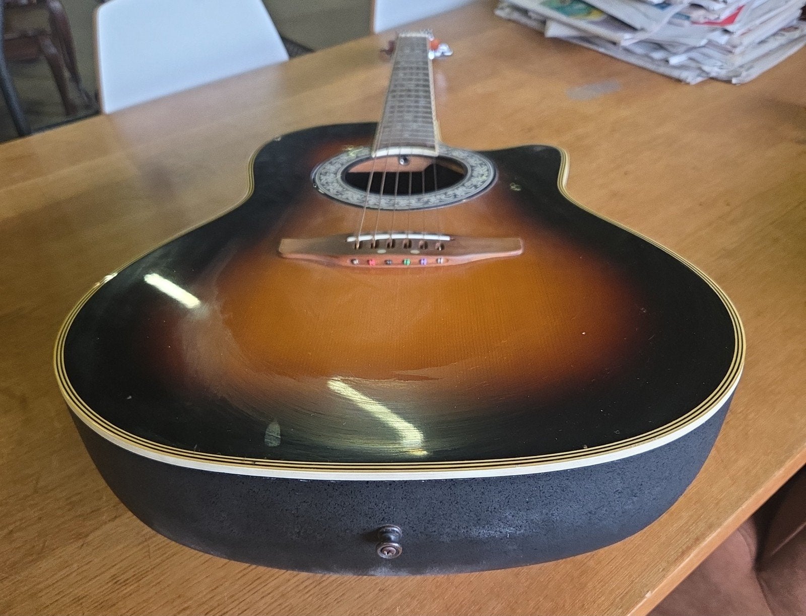 celebrity by ovation guitar cc68 gitaar, Muziek en Instrumenten, Snaarinstrumenten | Gitaren | Akoestisch, Ophalen, Klassieke of Spaanse gitaar