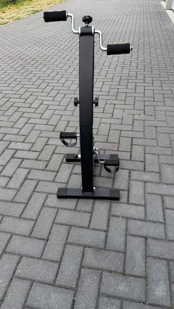 Mini Hometrainer / Arm- en Beentrainer, Ophalen, Armen, Zo goed als nieuw, Metaal