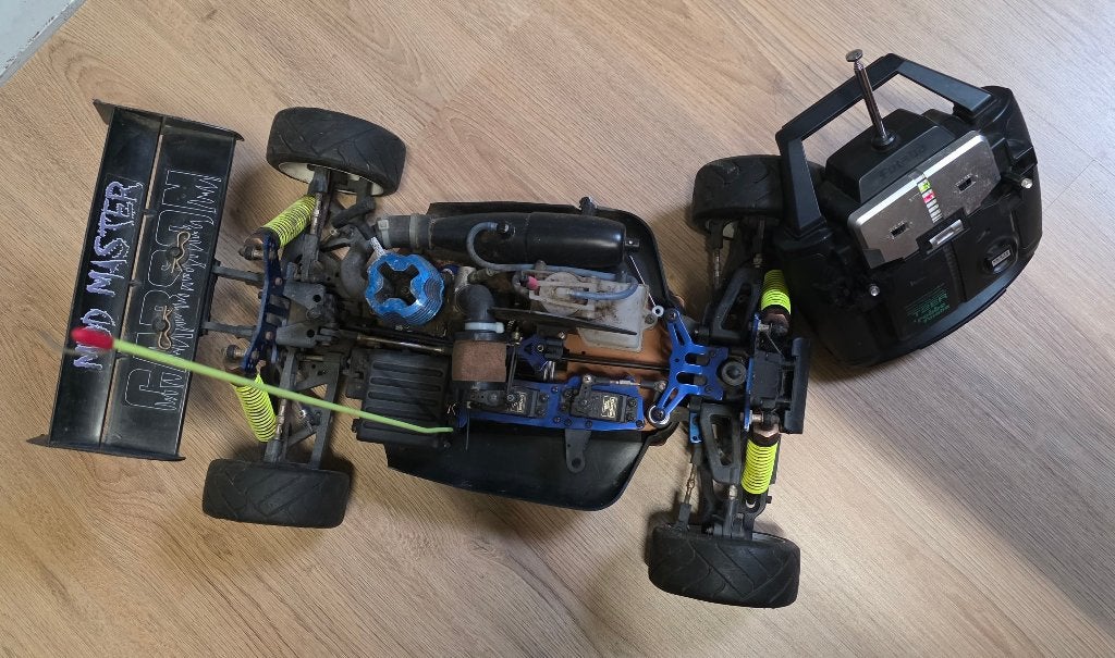 Carson 1/8 Mud Master 4WD, Hobby en Vrije tijd, Modelbouw | Radiografisch | Auto's, Ophalen, Benzine, Gebruikt, Auto offroad