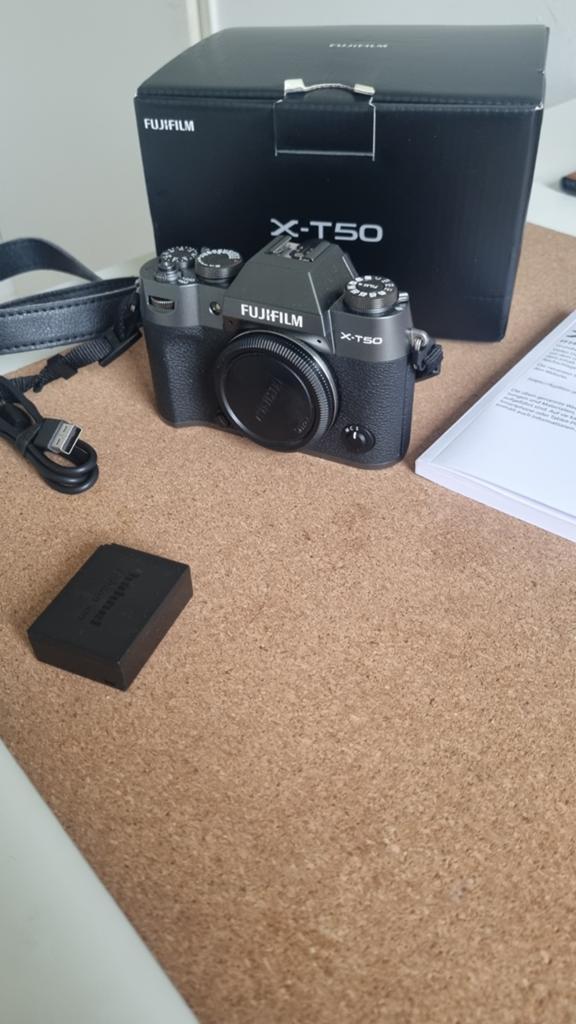 Fujifilm X-T50 — zo goed als nieuw (744 shutter) — compleet, Ophalen of Verzenden, Zo goed als nieuw, Fuji, Geen optische zoom