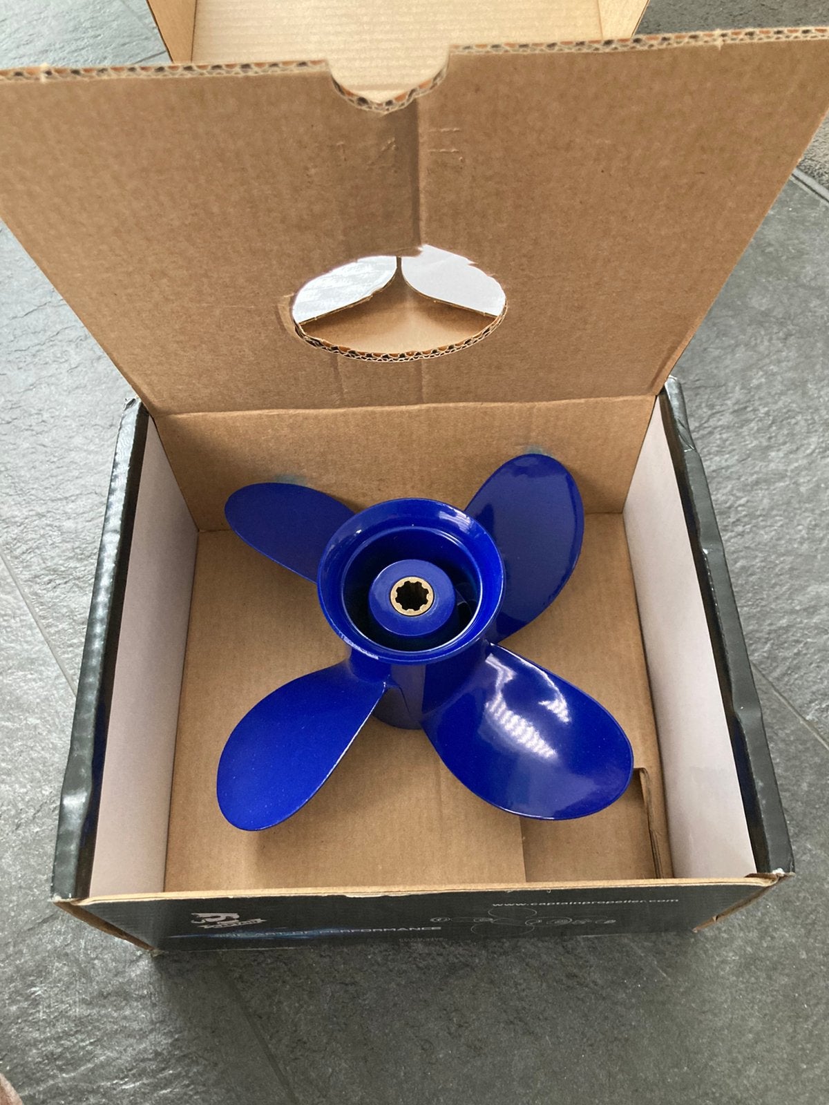 Honda Schroef propeller 8-20pk 4 blade, Ophalen, Zo goed als nieuw, Motor en Techniek, Motorboot