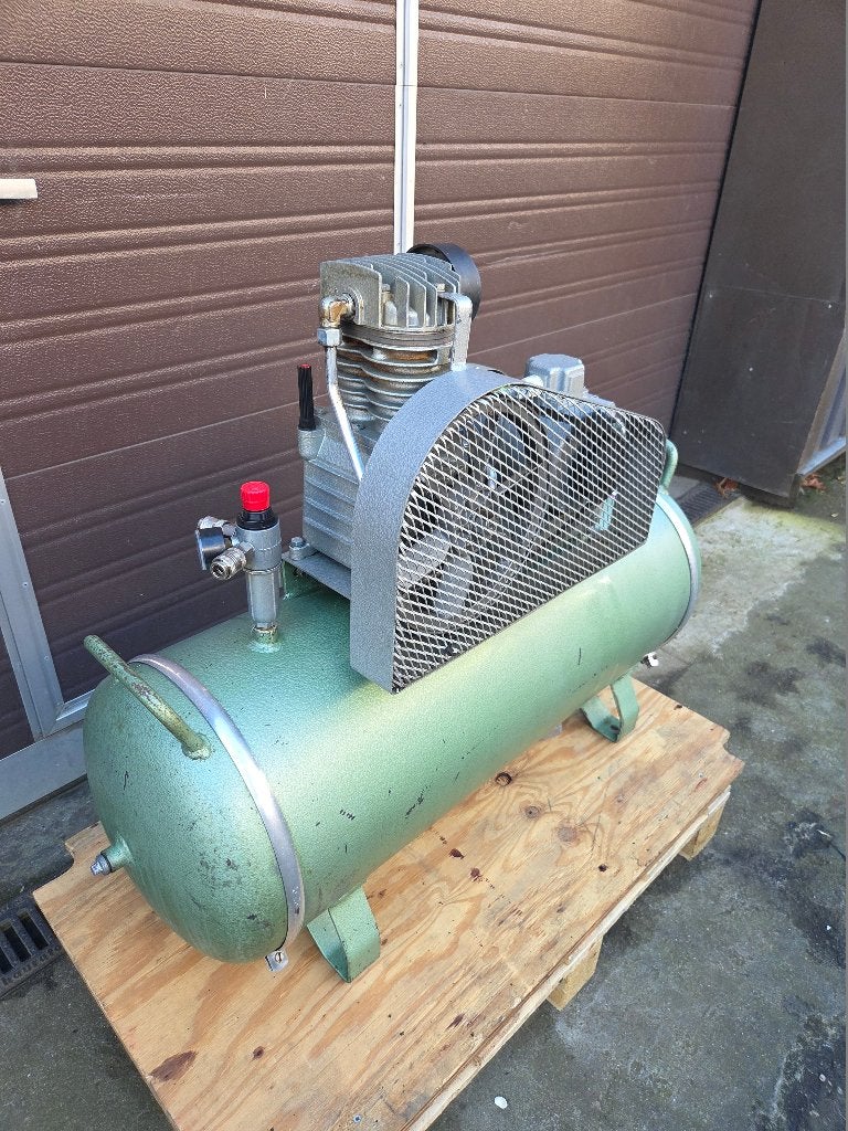 Compressor, Creemers, CS 220, Doe-het-zelf en Verbouw, Ophalen, Gebruikt, 10 bar of meer, 25 tot 100 liter