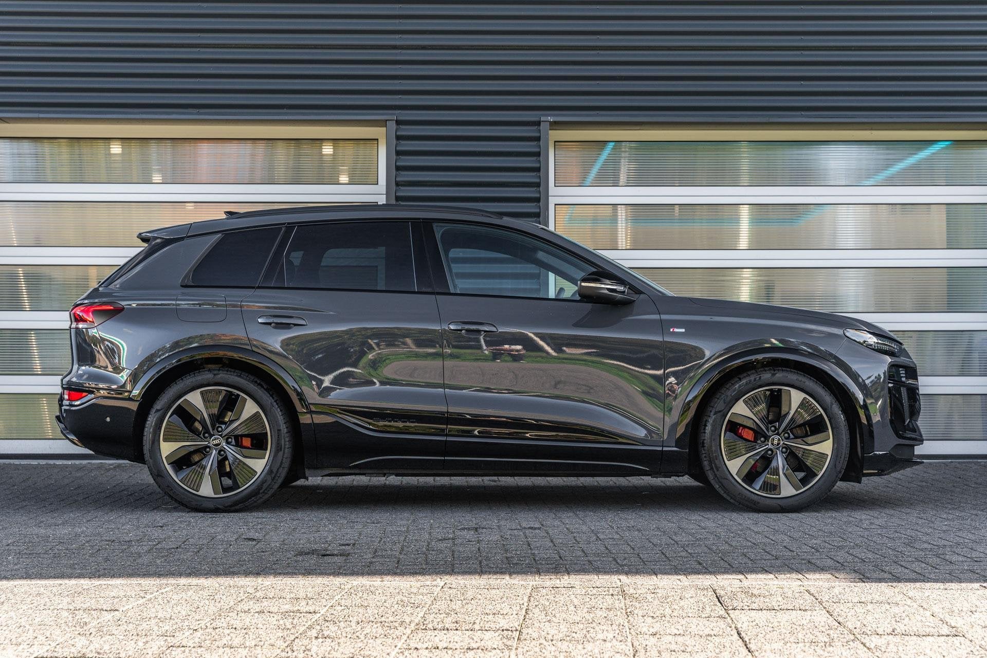 Audi Q6 e-tron 252pk S Edition 83 kWh | Panoramadak | Trekha, Auto's, Automaat, 12 maanden, Gebruikt, 544 km