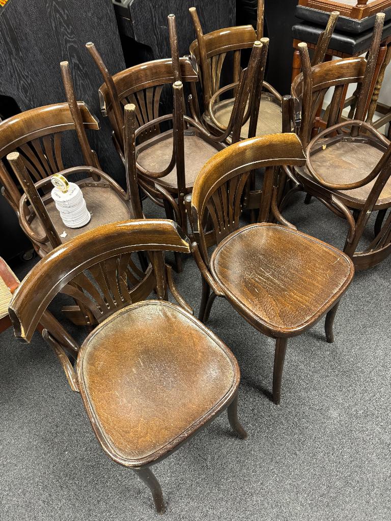 Thonet stoelen, Ophalen
