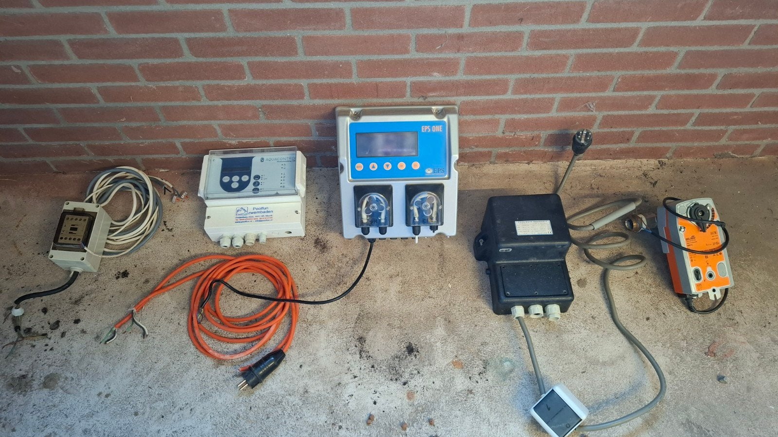 Technische zwembad installatie | Pomp, chloor regelaar, etc., Tuin en Terras, Zwembad-toebehoren, Ophalen, Gebruikt