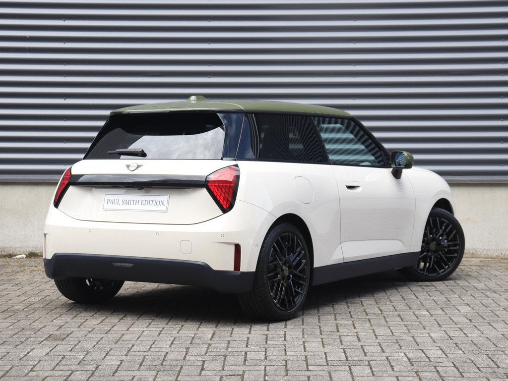 MINI Cooper SE Paul Smith Edition Pakket XL, Auto's, Mini, Stof, 4 stoelen, Nieuw, Blauw