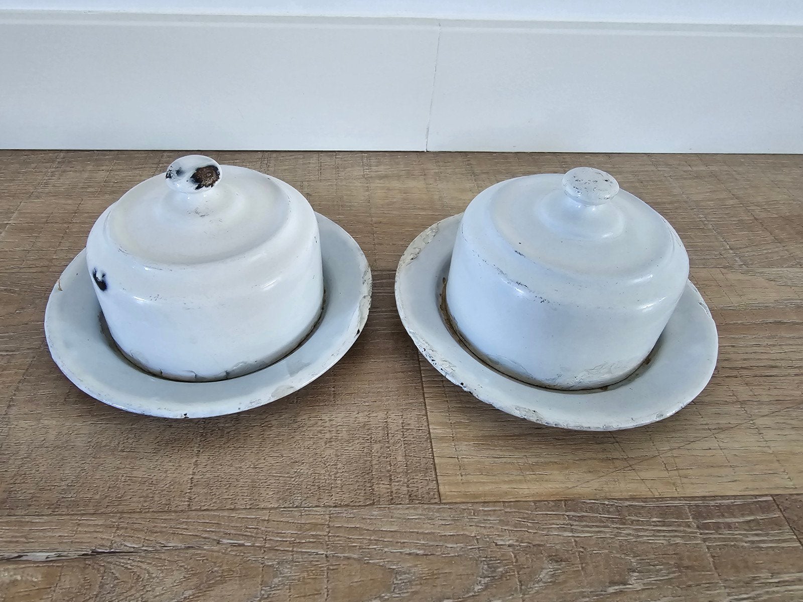zeldzame antieke brocante witte emaille botervloten begin 19, Ophalen of Verzenden