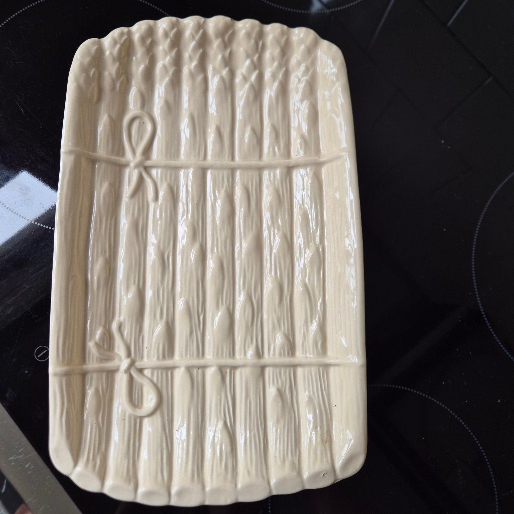Cremewitte aspergeschaal 32cm mooi bij edme wedgwood, Overige typen, Ophalen of Verzenden, Zo goed als nieuw, Effen