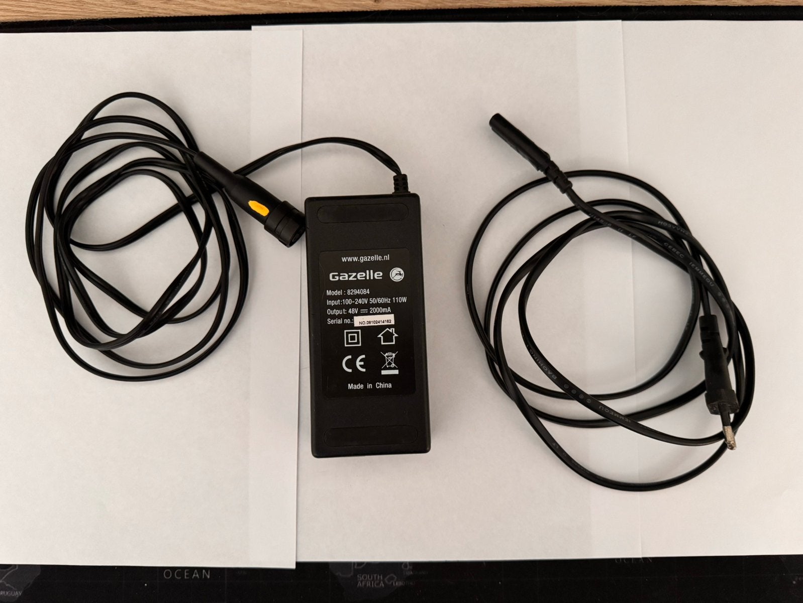 Gazelle acculader 8294084 - Volledig functioneel, Fietsen en Brommers, Fietsaccessoires | Fietsaccu's, Gebruikt, Ophalen of Verzenden