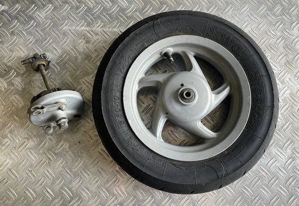 Piaggio Zip Type 2 Voorvelg met Sava Circuit Band en meer, Ophalen, Gebruikt, Overige typen, Piaggio