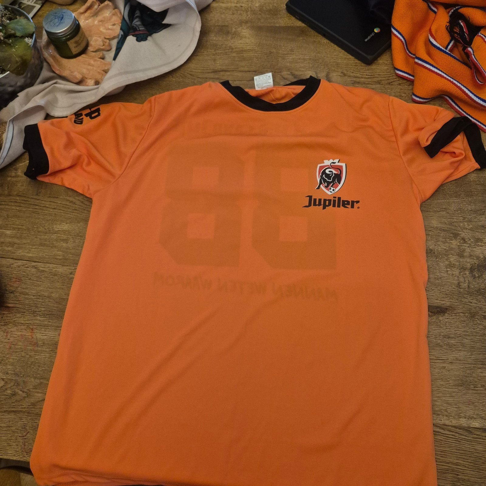 Oranje Jupiler T-shirt Maat L, Maat 52/54 (L), Jupiler, Oranje, Ophalen of Verzenden