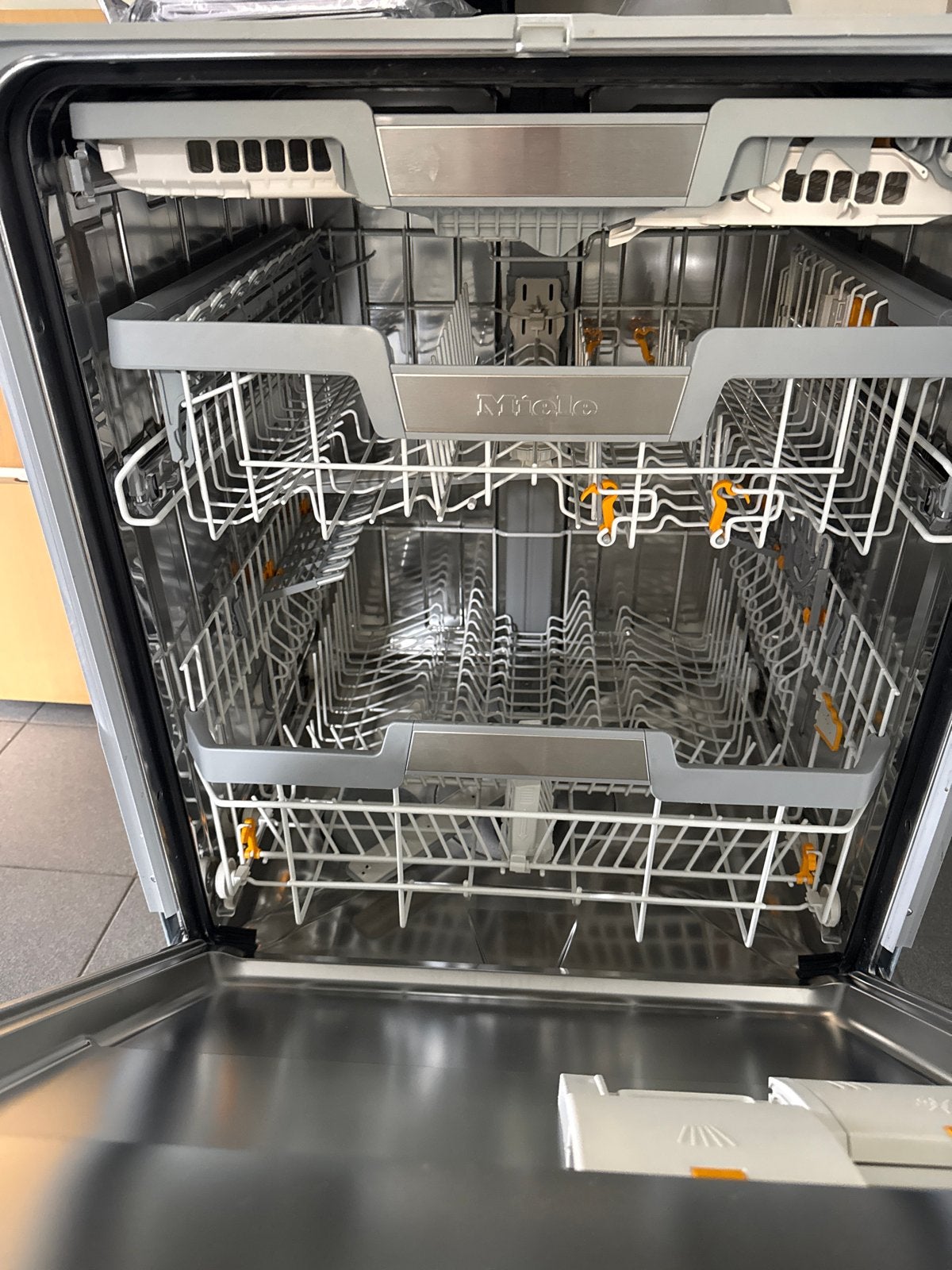 Miele G7298 SCVi XXL Excellence Inbouw Vaatwasser, Ophalen, 60 cm of meer, Minder dan 10 liter, Zo goed als nieuw