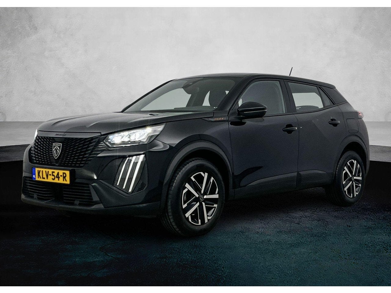 Peugeot 2008 SUV 100 pk Style | Apple Carplay/Android Auto |, Gebruikt, 1199 cc, 102 pk, Bedrijf