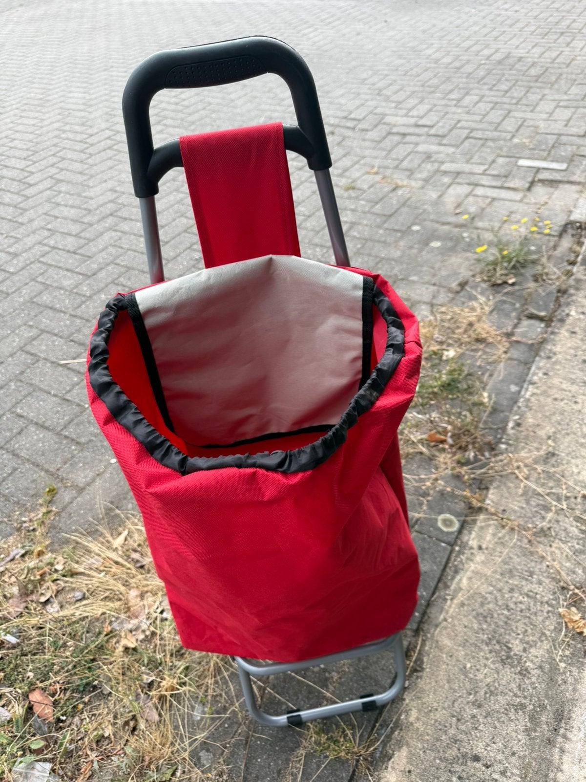 Boodschappenkar rood, Ophalen, 30 cm of meer, Minder dan 35 cm, Zo goed als nieuw