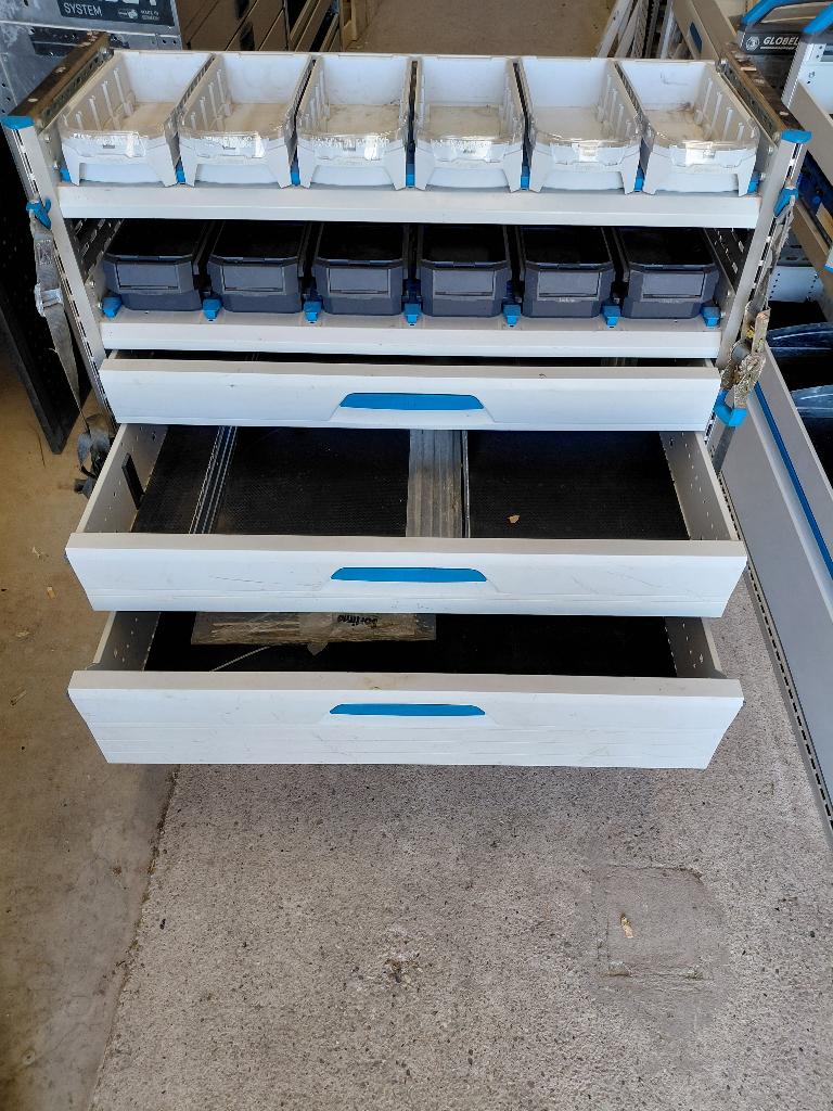 SORTIMO KAST(1156)  L 99  B 48  H 118 € 599, Auto diversen, Auto-accessoires, Ophalen, Zo goed als nieuw