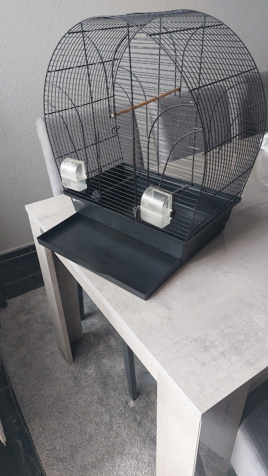 Te koop grote zwarte vogelkooi gebruikt, Dieren en Toebehoren, Vogels | Hokken en Kooien, Ophalen, Gebruikt, Metaal, Vogelkooi