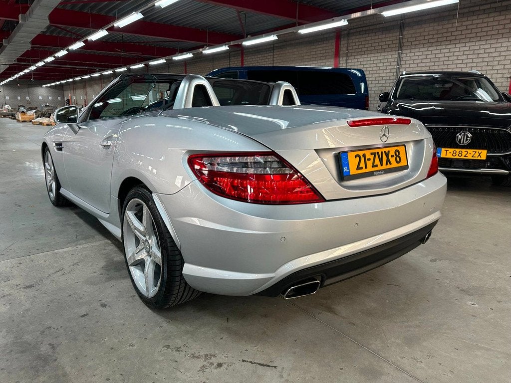 Mercedes-Benz SLK-klasse 200 AMG, Xenon, Leder, Airscraf, Auto's, Mercedes-Benz, Automaat, Euro 5, Gebruikt, 4 cilinders