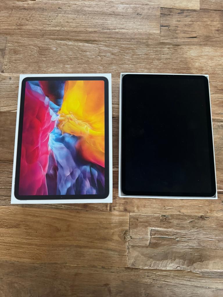 Apple iPad Pro 11-inch (2e generatie) 128GB Spacegrijs, Computers en Software, Apple iPads, 11 inch, Ophalen of Verzenden, Zo goed als nieuw
