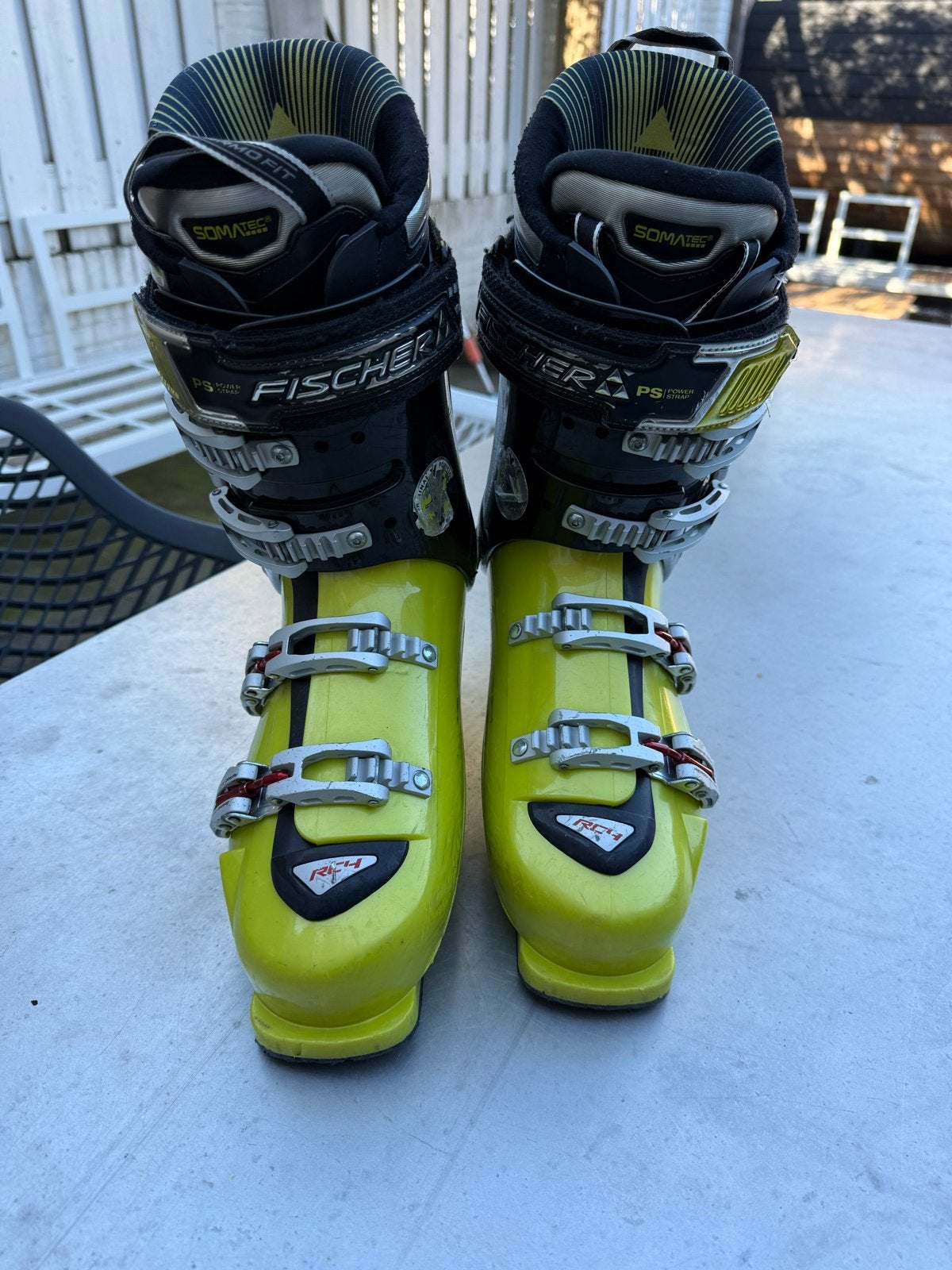 Fischer RC4 skischoenen - Maat 28.5 - Zo goed als nieuw, Sport en Fitness, Ophalen, Fischer, Schoenen, Zo goed als nieuw