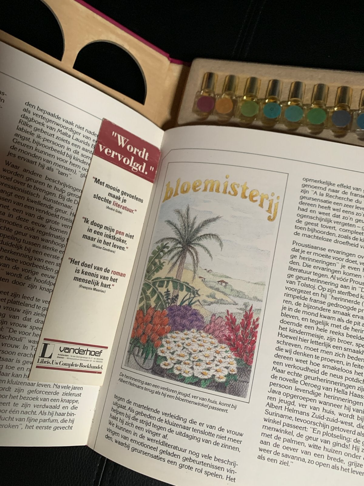 Wegwijs in Geurenland - Boek met geurmonsters, Boeken, Ophalen of Verzenden, Zo goed als nieuw, Nederland