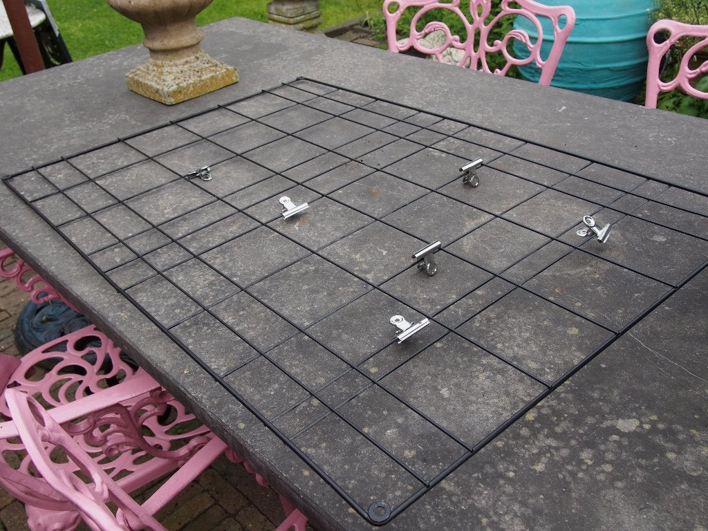 Metalen wandrek/organizer 90x60 cm, Ophalen, Gebruikt