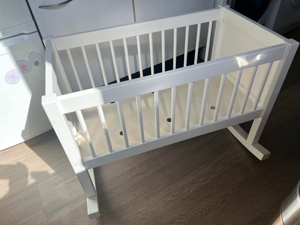 Witte schommel wiegje, Kinderen en Baby's, Babywiegjes en Ledikanten, Ophalen, Gebruikt, Wieg