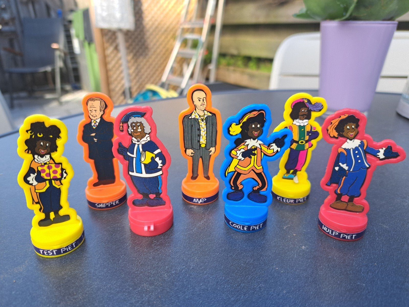 Sinterklaas, Ophalen of Verzenden