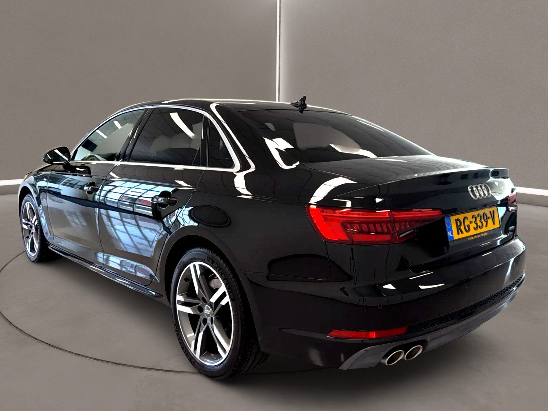 Foto 5 van Audi A4 Limousine 2.0 TDI quattro Sport S-Line 190 Pk Automa