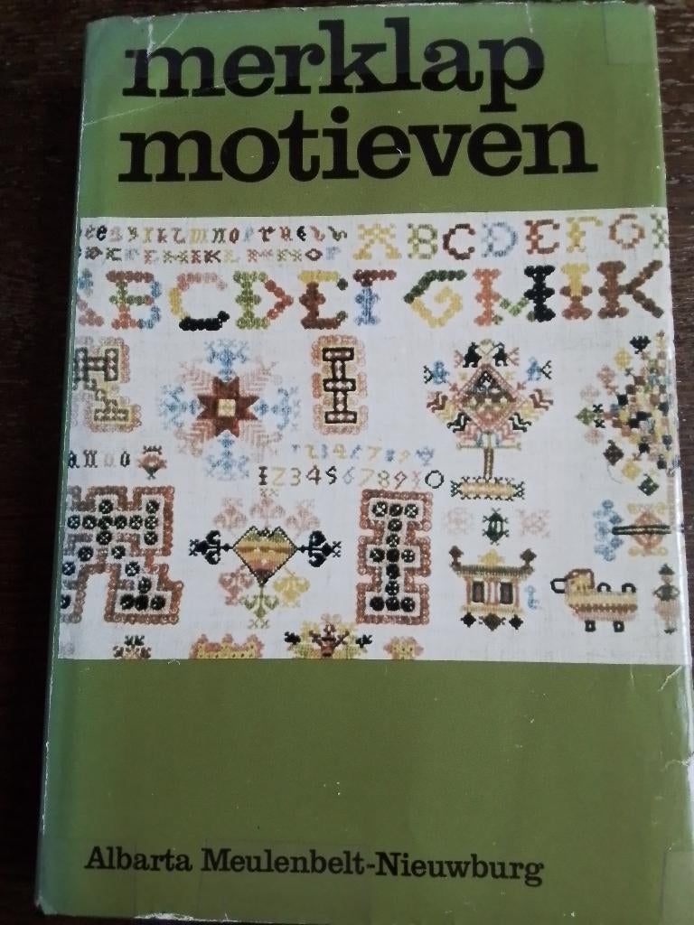 Merklap motieven van Alberta Meulenberg, wel een bladzijde, Ophalen of Verzenden, Zo goed als nieuw, Handborduren, Patroon