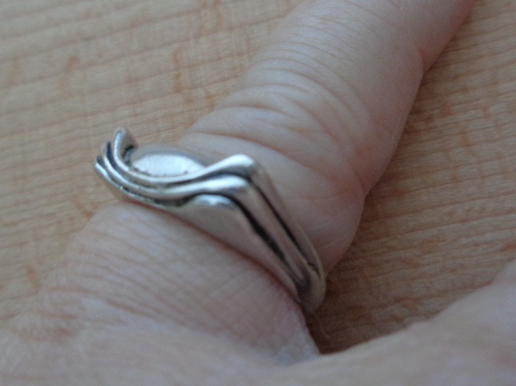 zilveren ring apart model [746], Sieraden, Tassen en Uiterlijk, Ringen, Verzenden, Zo goed als nieuw, 17 tot 18, Dame