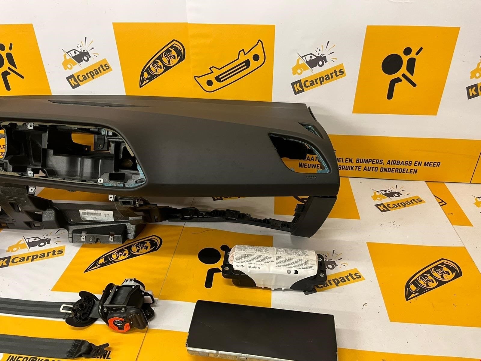 Airbagset Seat Leon 5F facelift 16-2021 origineel dashboard, Info@fabrikant.eu, Fabrikantstraat 1
1000 AA  Amsterdam, NL, Ophalen of Verzenden