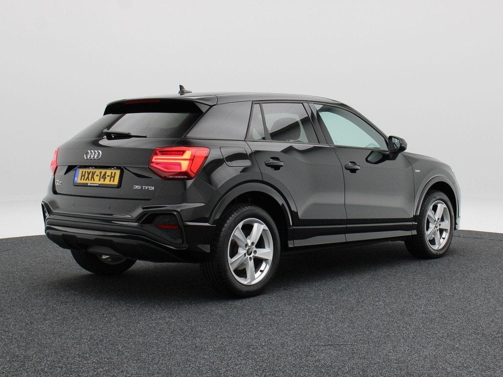 Audi Q2 35 TFSi 150 Pk S-Line Automaat | Full LED | Navigati, Auto's, Audi, 150 pk, Leder en Stof, Zwart, Origineel Nederlands
