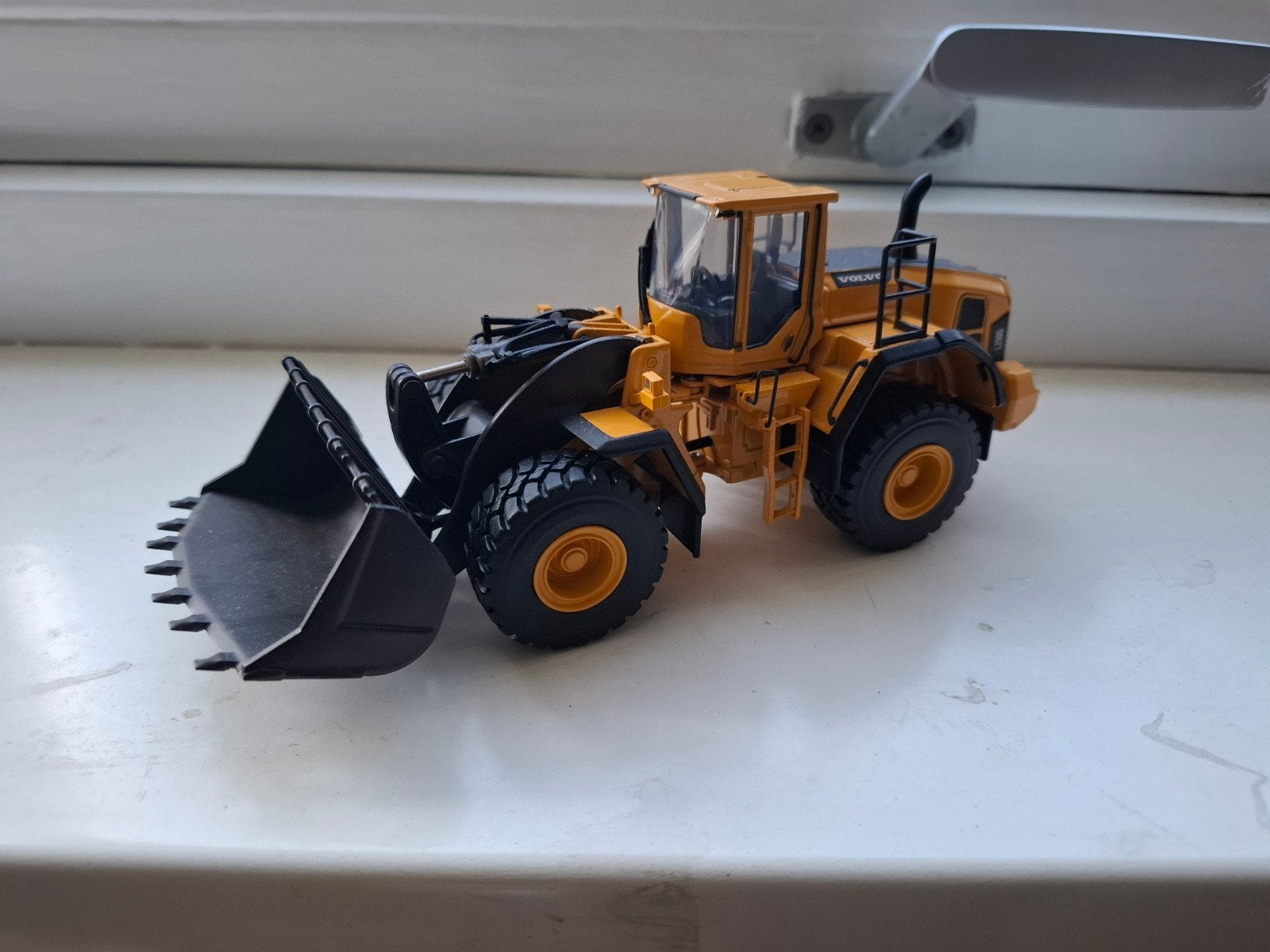 Volvo L250G, Verzenden, Overige typen, Overige merken