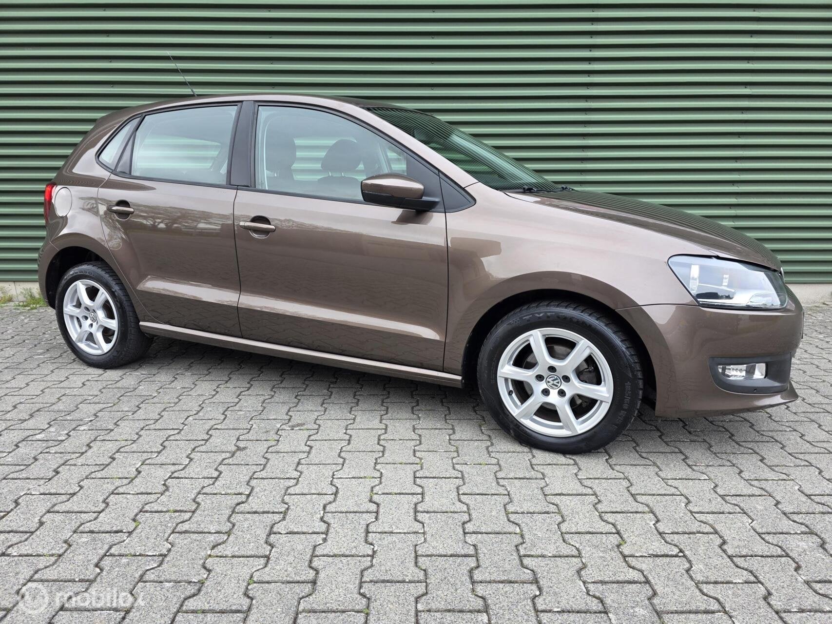 Foto 2 van Volkswagen Polo 1.2TSI|Bruin|CruiseControle|Climatronic|