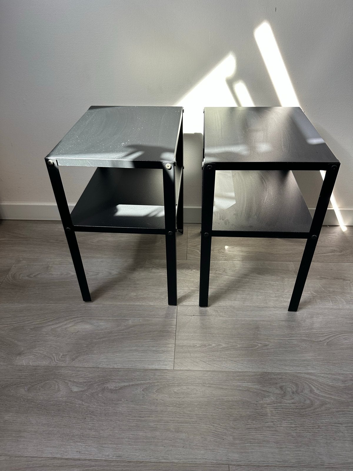 Set van 2 IKEA Nachtkastjes - Zwart (27x37x45 cm), Ophalen, Minder dan 45 cm, Metaal of Aluminium, Zo goed als nieuw