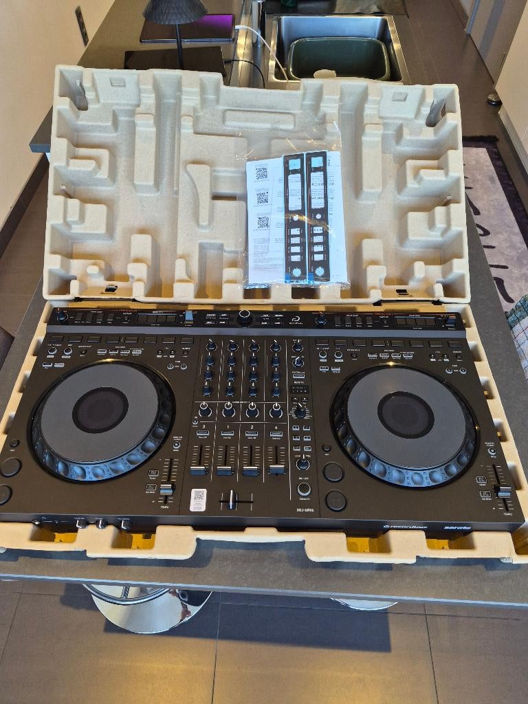 AlphaTheta DDJ-GRV6, Muziek en Instrumenten, Dj-sets en Draaitafels, Nieuw, Draaitafel, Pioneer, Ophalen