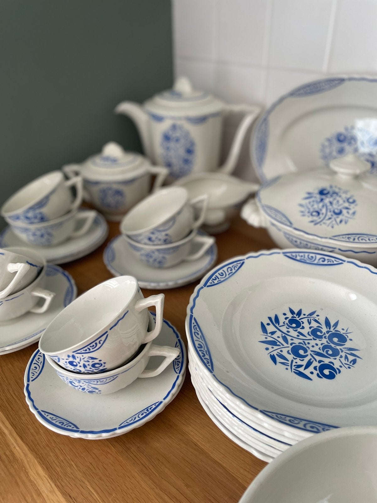 Antiek 40-delig Frans Servies Moulin des Loups, Huis en Inrichting, Ophalen, Gebruikt, Overige merken, Overige stijlen