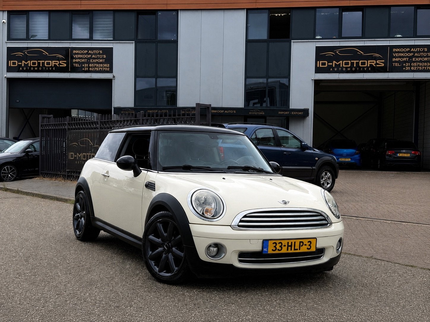 Mini Carplay navi vol opties apk nap 3-Deurs 1.4 One Pepper, Auto's, Voorwielaandrijving, Dealer onderhouden, Gebruikt, 4 stoelen