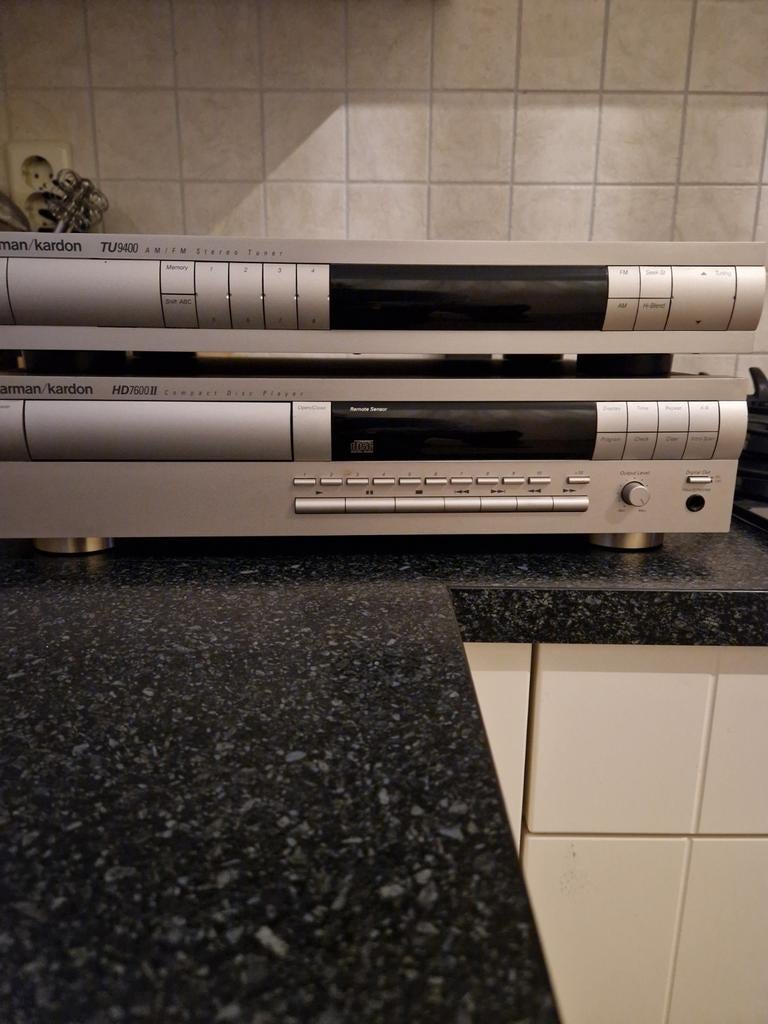 Cd speler harman/ kardon HD 7600 + tuner TU 9400, Ophalen, Gebruikt, Met radio