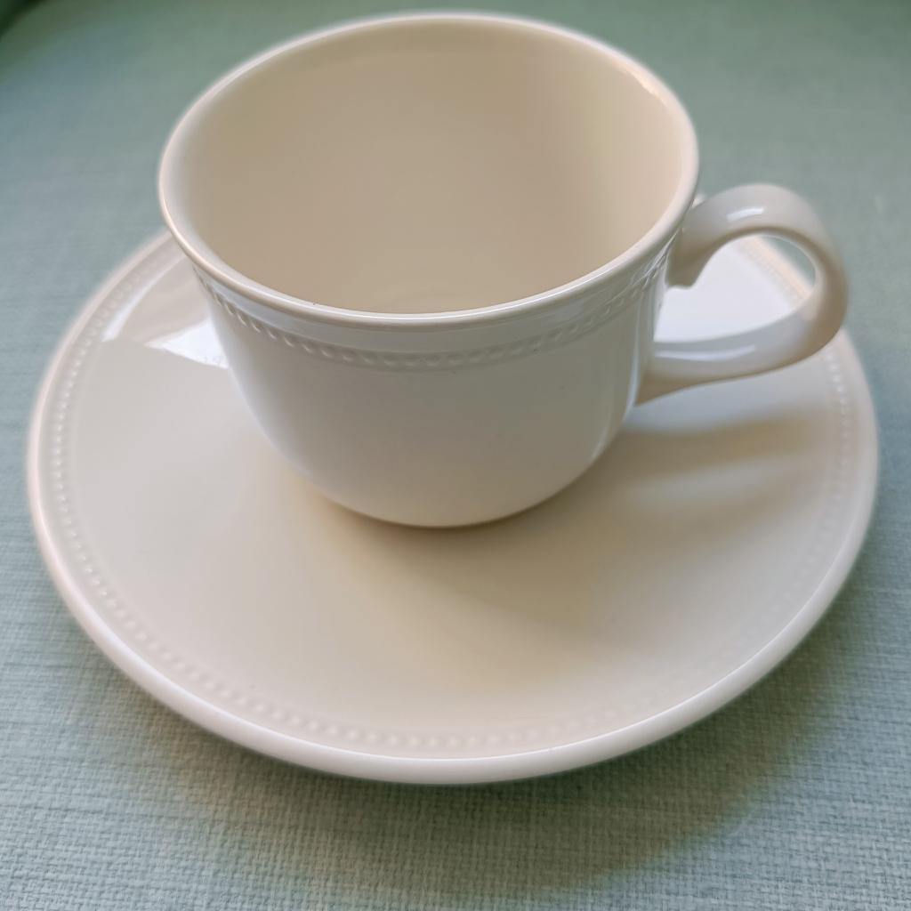 Royal Stafford pearl Koffie kop en schotel 10 stuks, Huis en Inrichting, Keuken | Servies, Ophalen, Zo goed als nieuw, Overige stijlen