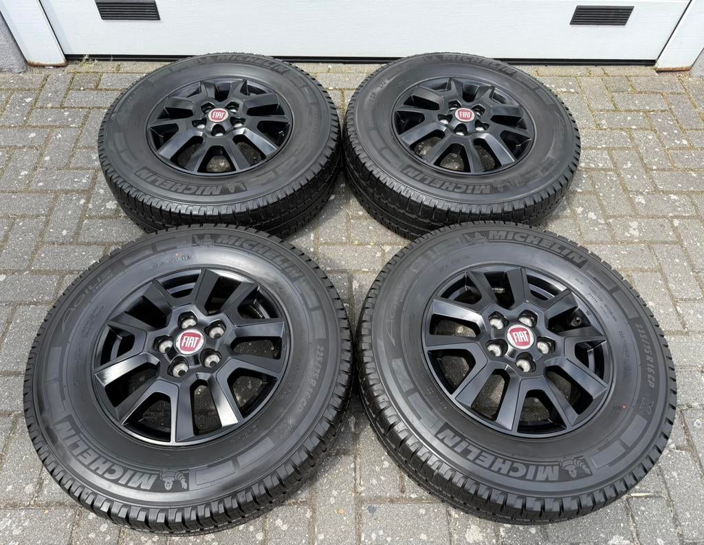 Originele Fiat Ducato velgen Michelin Agilis Camping M+S