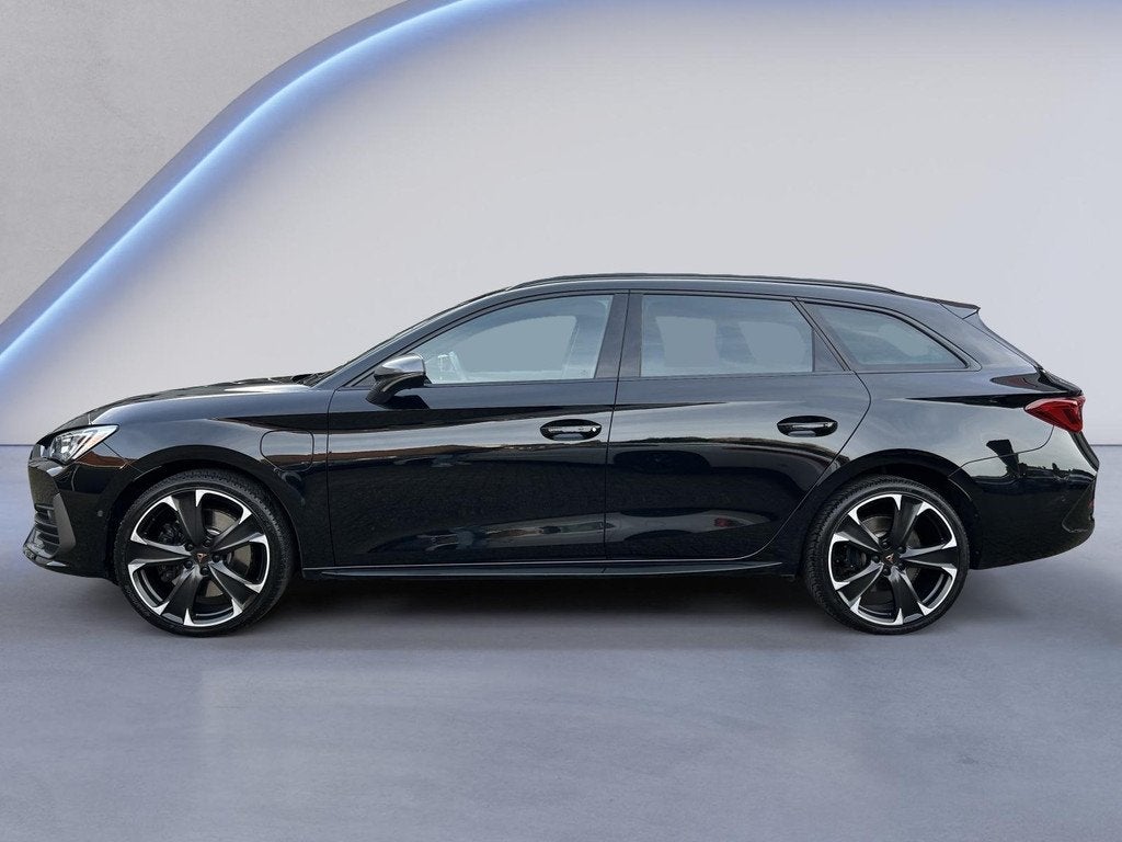 CUPRA Leon Sportstourer 1.4 e-Hybrid VZ 245PK /Apple Carplay, Auto's, Cupra, Stof, Gebruikt, 4 cilinders, Leon