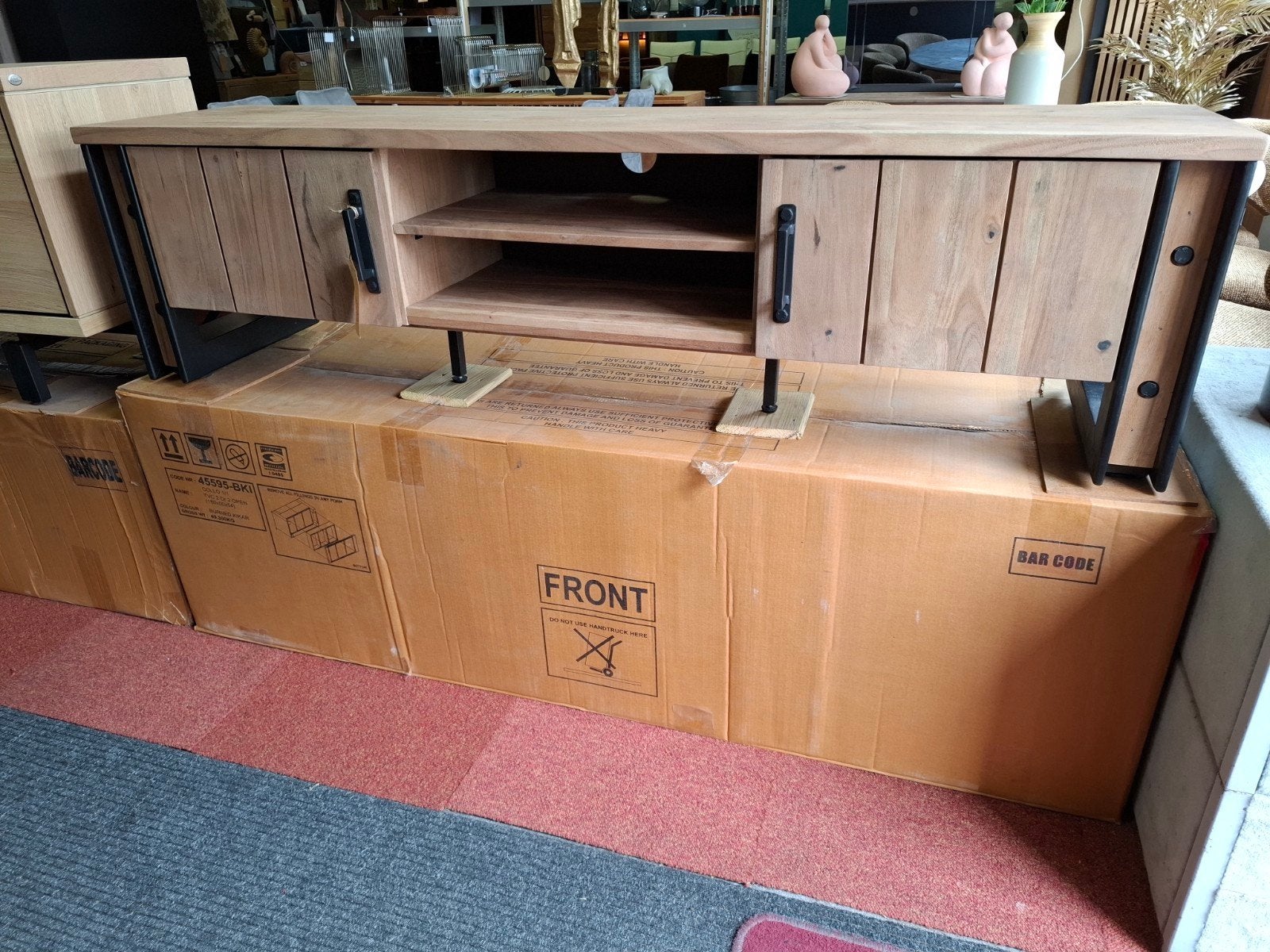Nieuw Tv-dressoir 170 cm. massief Kikarhout, Makalu H@H, Huis en Inrichting, Ophalen, 150 tot 200 cm, Nieuw, Minder dan 100 cm