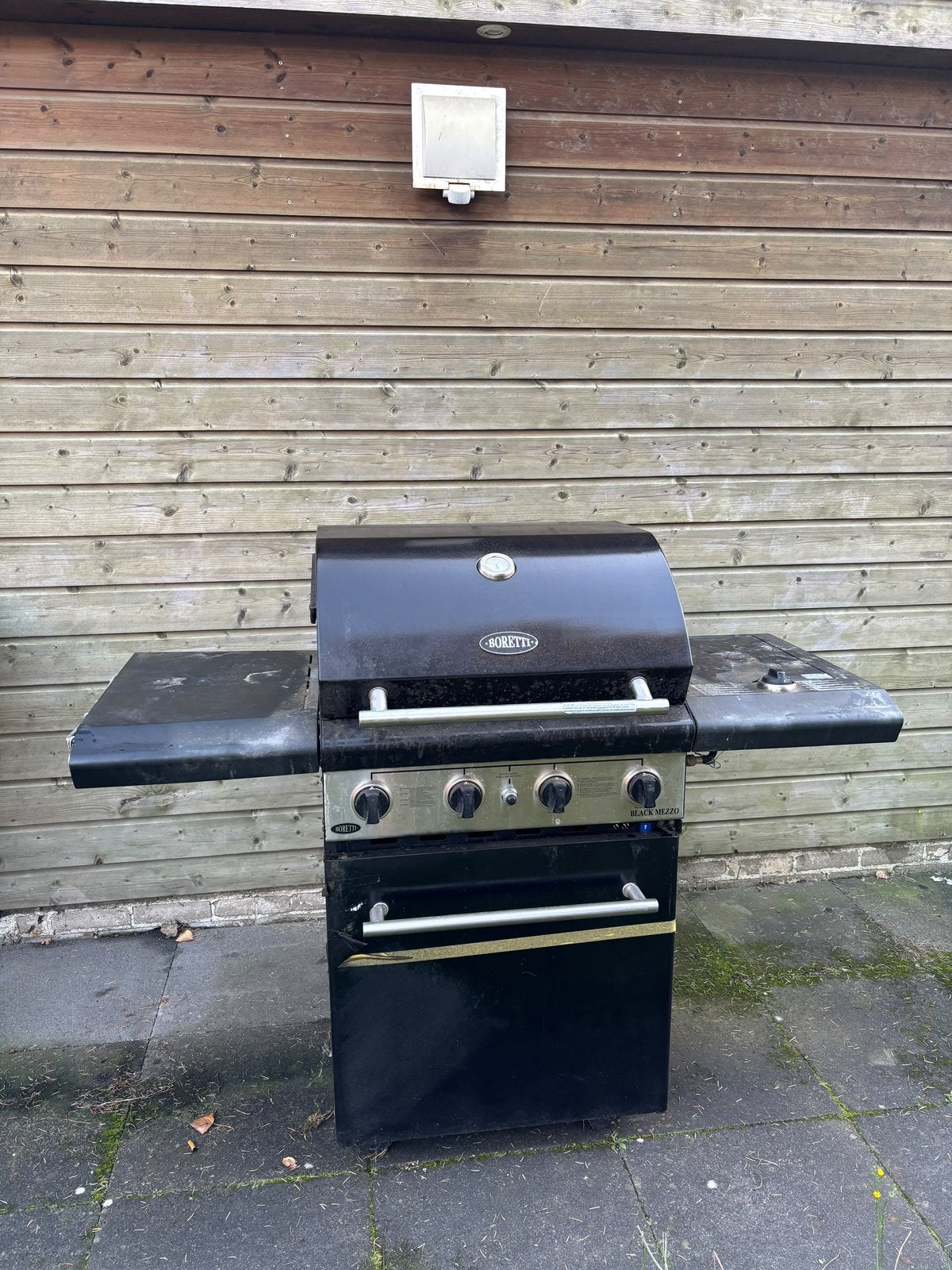 Barbecue, Ophalen, Gebruikt