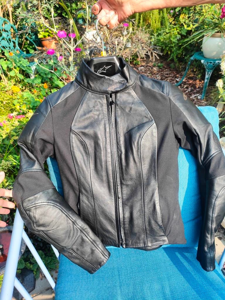 Alpinestars Vika v2 Motorjas (Maat 38), Motoren, Kleding | Motorkleding, Jas | leer, Tweedehands, Ophalen of Verzenden